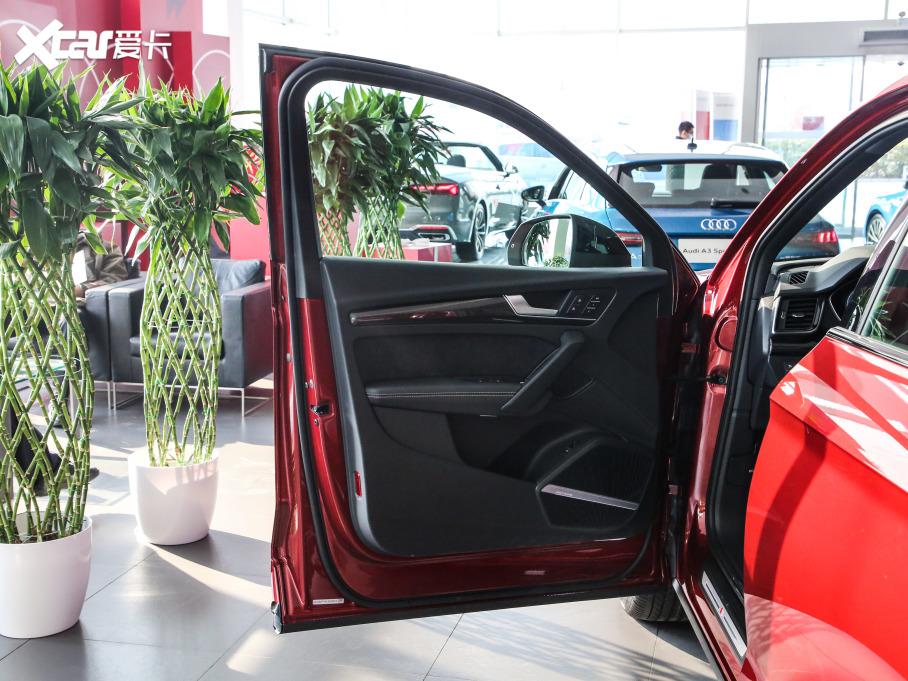 2021WQ5L Sportback 45 TFSI x