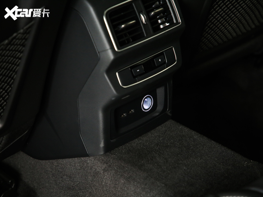 2021WQ5L Sportback 45 TFSI x