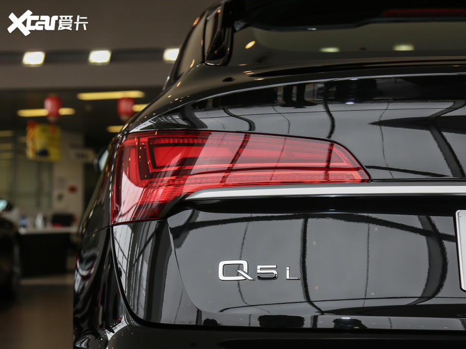 2021?yun)WQ5L Sportback 40 TFSI A