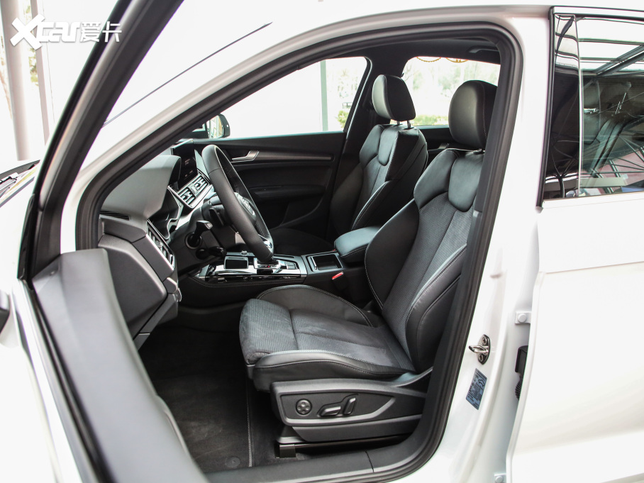 2021?yun)WQ5L Sportback 45 TFSI A