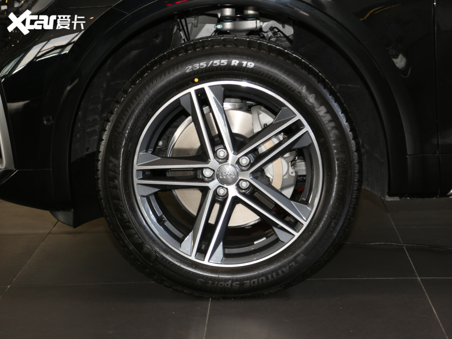 2021WQ5L Sportback 40 TFSI r