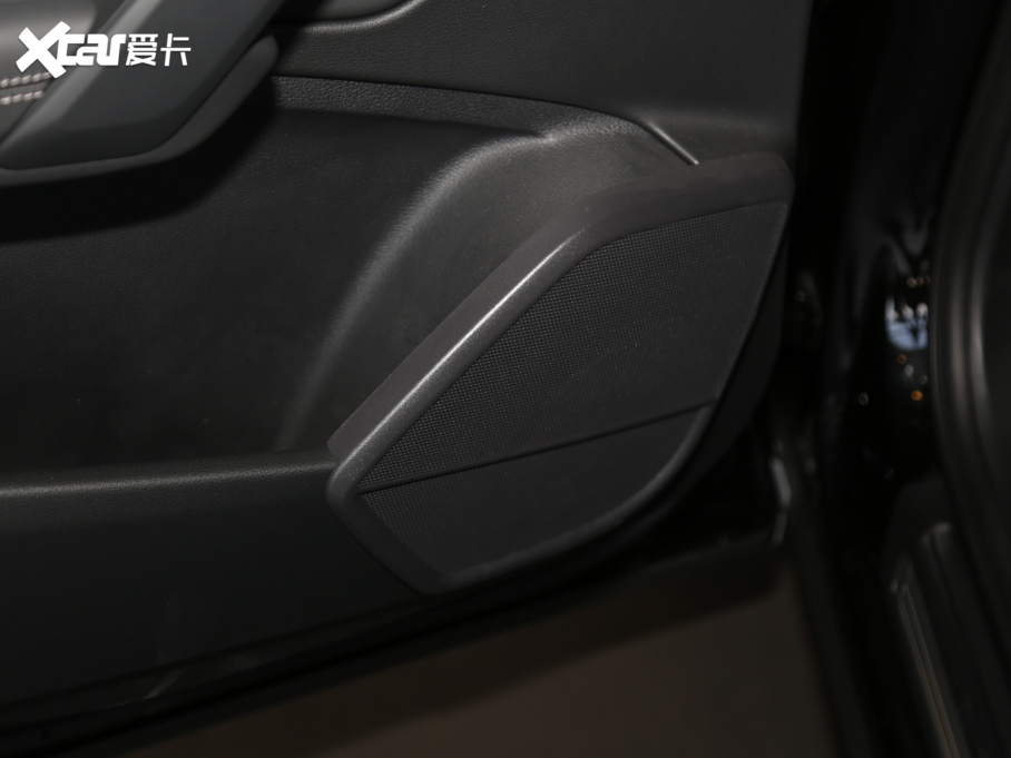 2021WQ5L Sportback 40 TFSI r