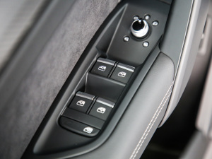 202145 TFSI A {܇ƅ^	