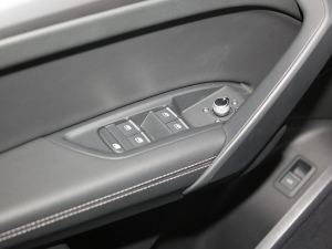 202140 TFSI r {܇ƅ^(q)	