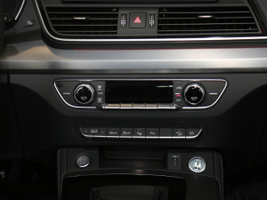 202140 TFSI r {(dio){(dio)(ji)