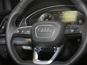 202140 TFSI r п؅^(q)