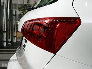 2010款2.0T 进取型 细节外观