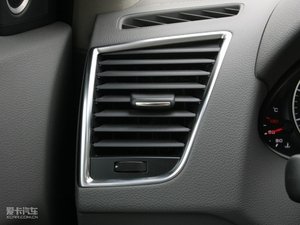 2010款2.0T 舒适型 中控区