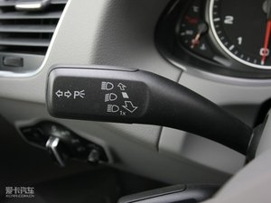 2010款2.0T 舒适型 中控区