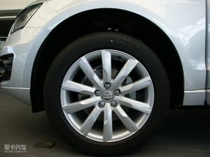 2010款2.0T 豪华型 轮圈