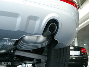 2010款2.0T 豪华型 排气管