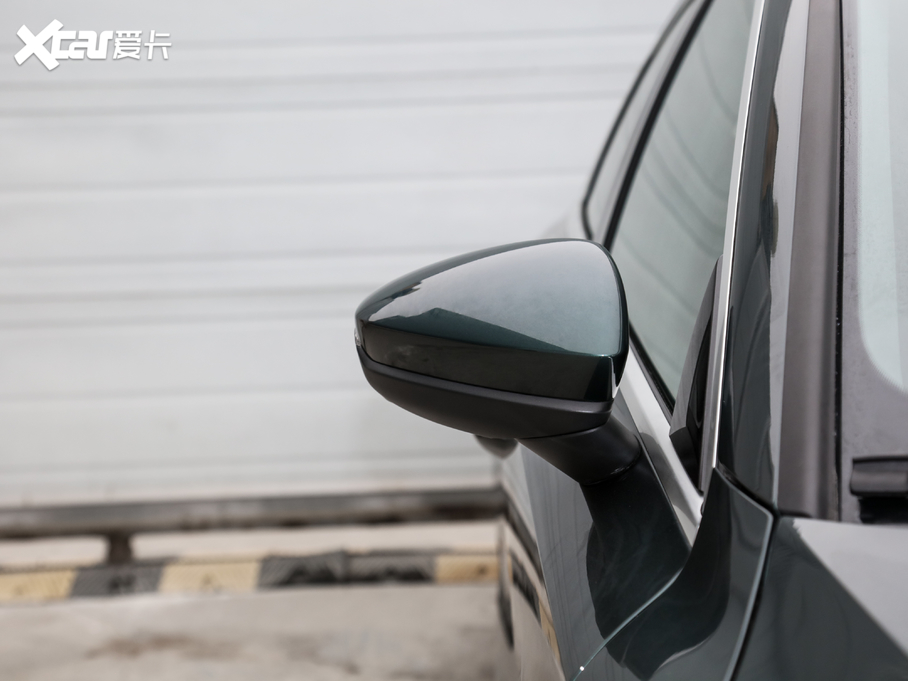 2021?yun)WA3 Limousine A3L Limousine 35 TFSI r(sh)\(yn)(dng)