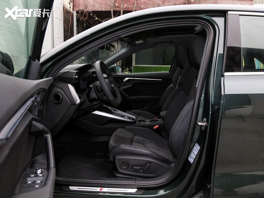 2021WA3 Limousine A3L Limousine 35 TFSI r\