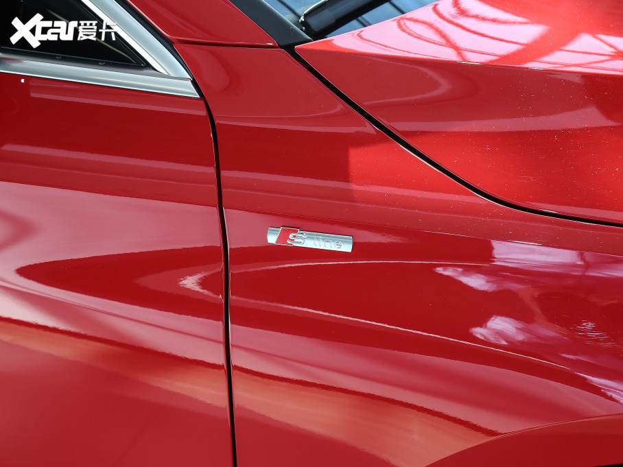 2021?yun)WA3 Limousine A3L Limousine 35 TFSI M(jn)ȡ\(yn)(dng)