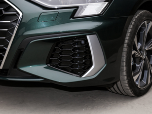 2021A3L Limousine 35 TFSI r\ ^