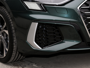 2021A3L Limousine 35 TFSI r\ ^