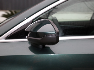 2021A3L Limousine 35 TFSI r\ ^