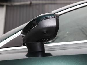 2021A3L Limousine 35 TFSI r\ ^