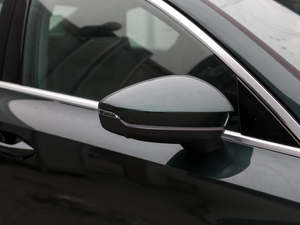 2021A3L Limousine 35 TFSI r\ ^