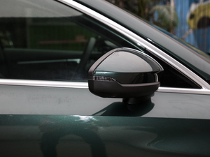 2021A3L Limousine 35 TFSI r\ ^