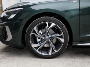 2021A(y)3L Limousine 35 TFSI r\ ݆Ȧ