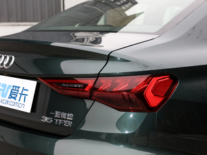 2021A3L Limousine 35 TFSI r\ ^