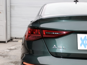 2021A3L Limousine 35 TFSI r\ ^