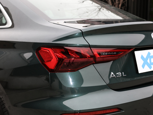 2021A3L Limousine 35 TFSI r\ ^