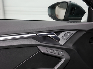 2021A3L Limousine 35 TFSI r\ g