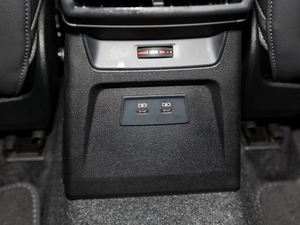 2021A(y)3L Limousine 35 TFSI r(sh)\(yn)(dng) g