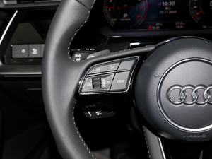 2021A3L Limousine 35 TFSI r\ п؅^