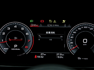 2021A(y)3L Limousine 35 TFSI r\ п؅^(q)