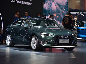 2021A(y)3L Limousine 35 TFSI A w^(gun)