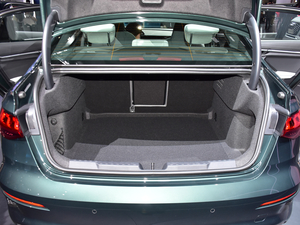 2021A3L Limousine 35 TFSI A g