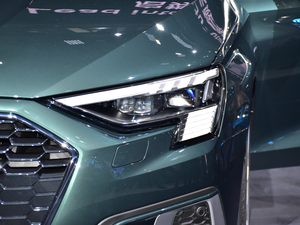 2021A3L Limousine 35 TFSI A ^