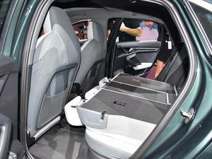 2021A(y)3L Limousine 35 TFSI A g