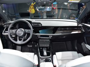 2021A3L Limousine 35 TFSI A п؅^