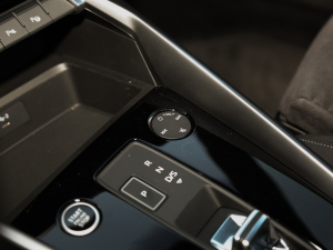 2021A3L Limousine 35 TFSI A\ п؅^