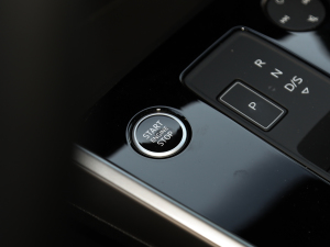 2021A3L Limousine 35 TFSI A\ п؅^