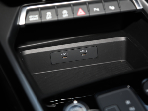 2021A(y)3L Limousine 35 TFSI A\(yn) п؅^(q)