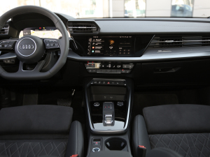 2021A3L Limousine 35 TFSI A\ п_