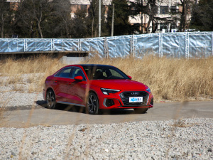 2021A3L Limousine 35 TFSI A\ w^