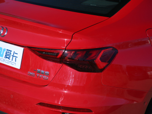 2021A3L Limousine 35 TFSI A\ ^