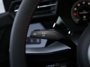 2021A3L Limousine 35 TFSI A\ п؅^