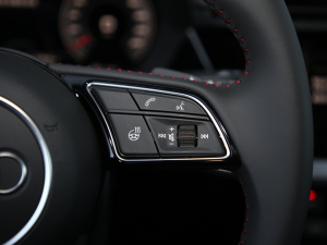 2021A3L Limousine 35 TFSI A\ п؅^