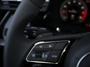 2021A3L Limousine 35 TFSI A\ п؅^