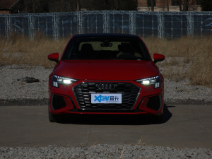 2021A3L Limousine 35 TFSI A\ 