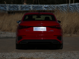 2021A3L Limousine 35 TFSI A\ 