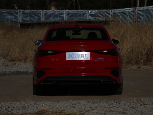 2021A3L Limousine 35 TFSI A\ 