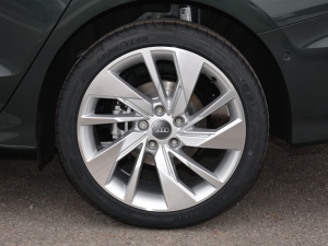 2021A3L Limousine 35 TFSI A ^